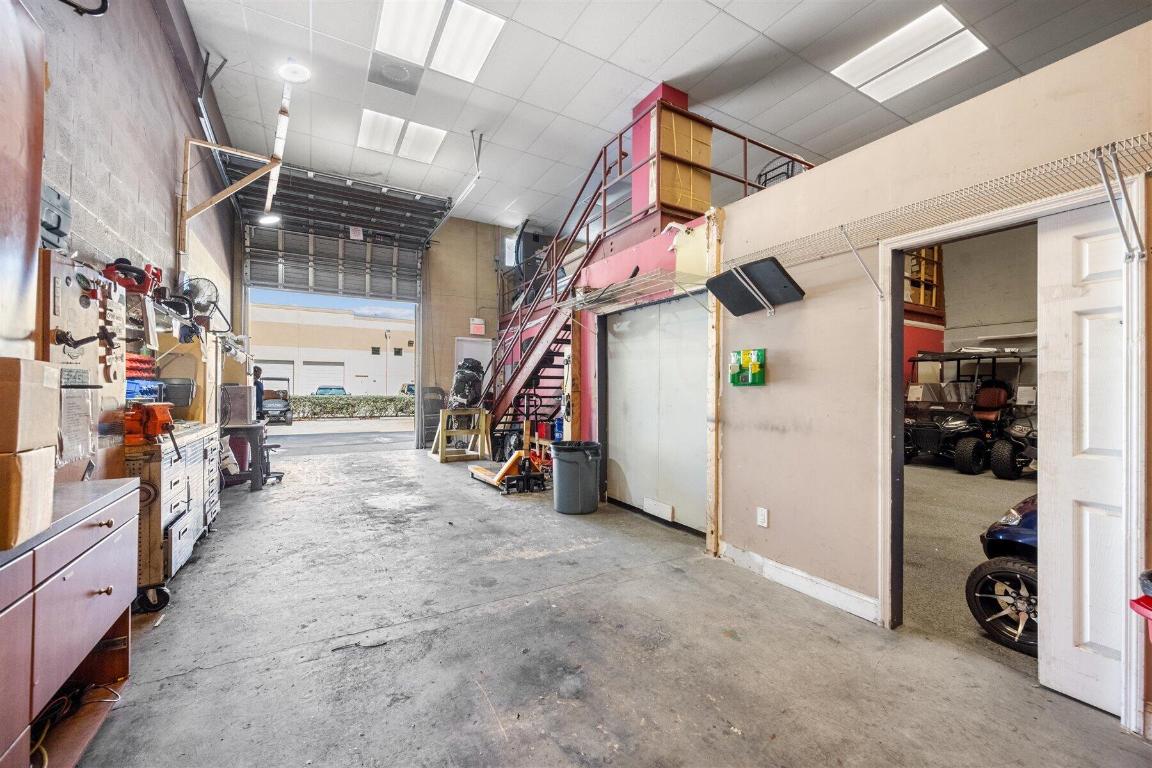 3121 Fairlane Farms Road 8