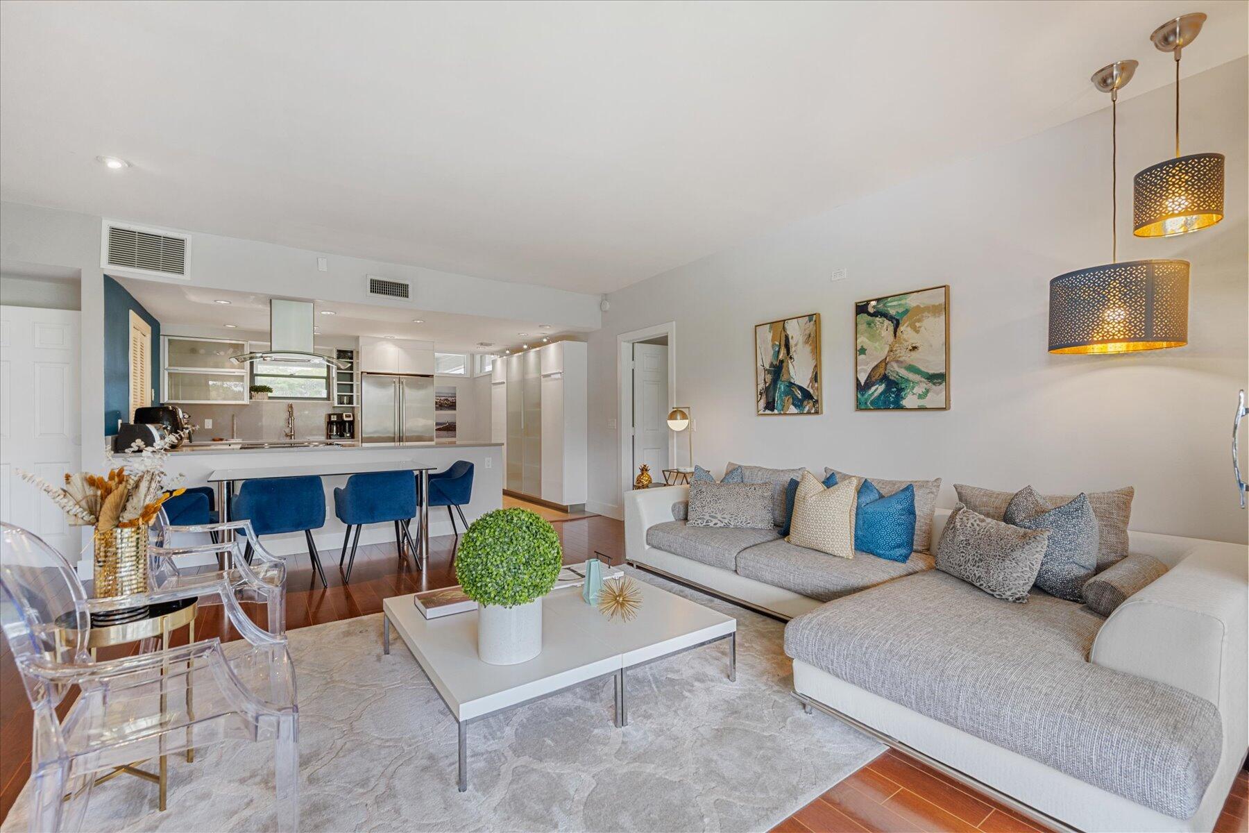 11818 Pebblewood Drive 202