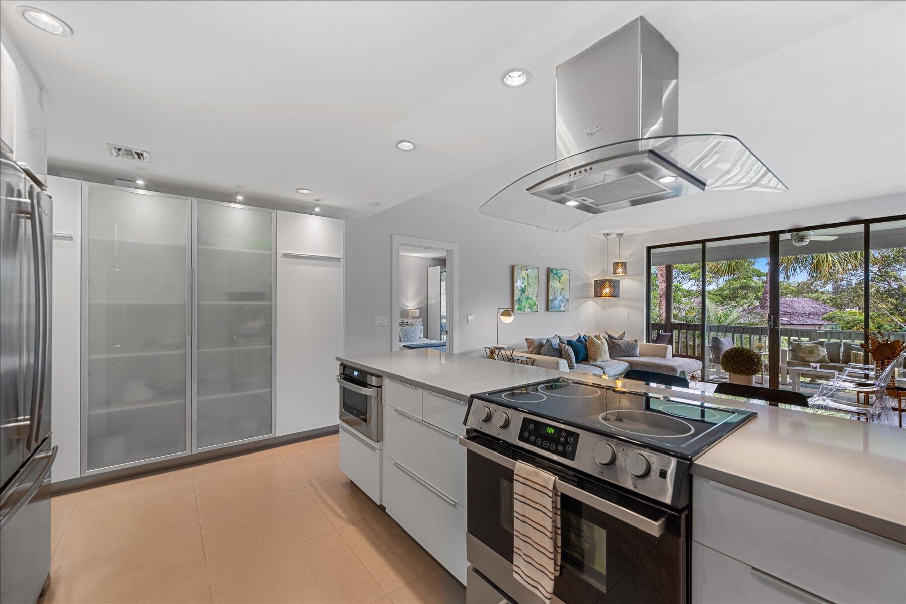 11818 Pebblewood Drive 202