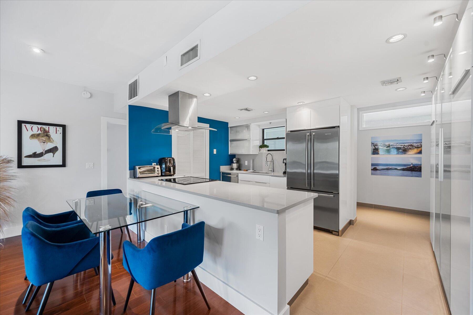 11818 Pebblewood Drive 202