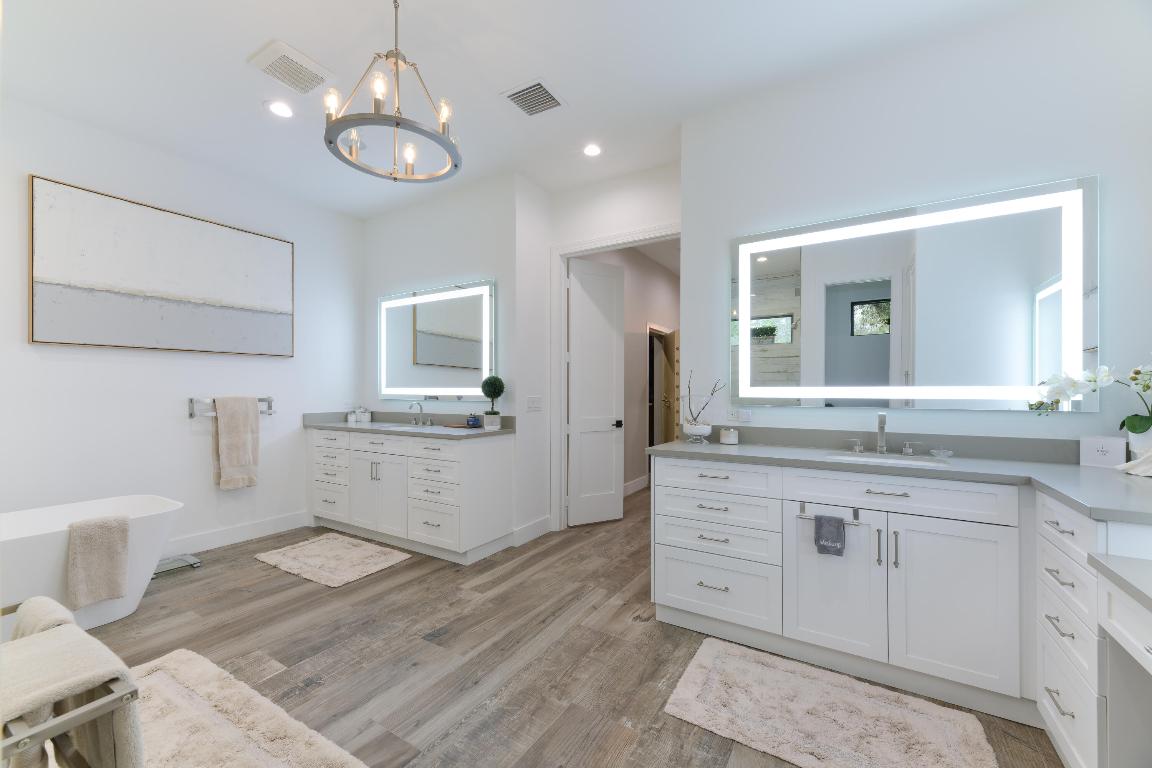 14727 Horseshoe Trace