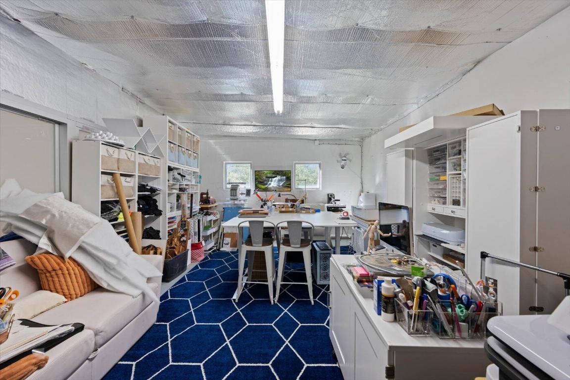 3101 Fairlane Farms Road 5