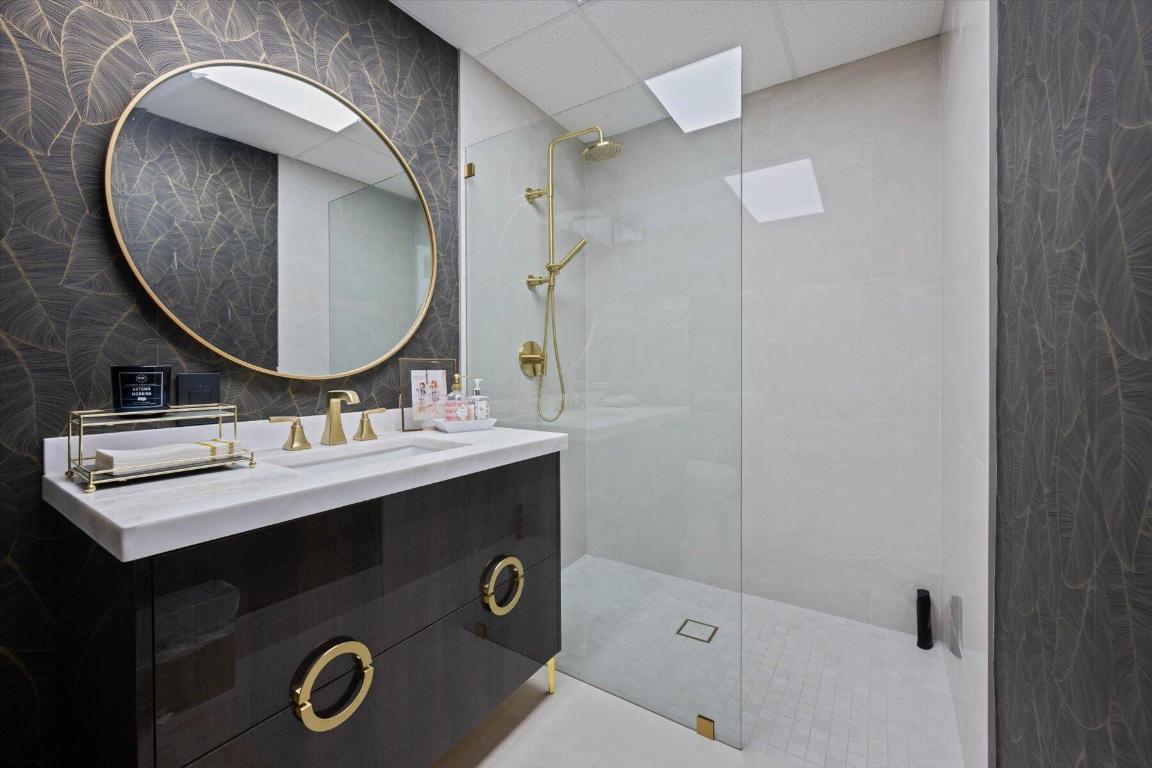 3101 Fairlane Farms Road 5