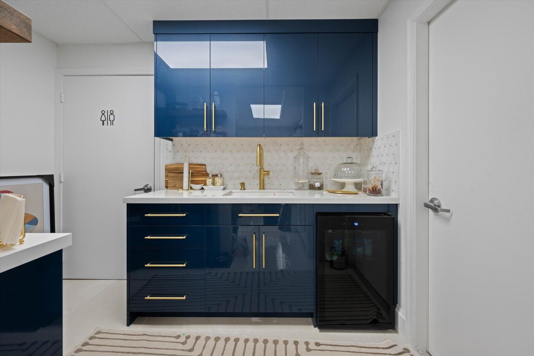 3101 Fairlane Farms Road 5