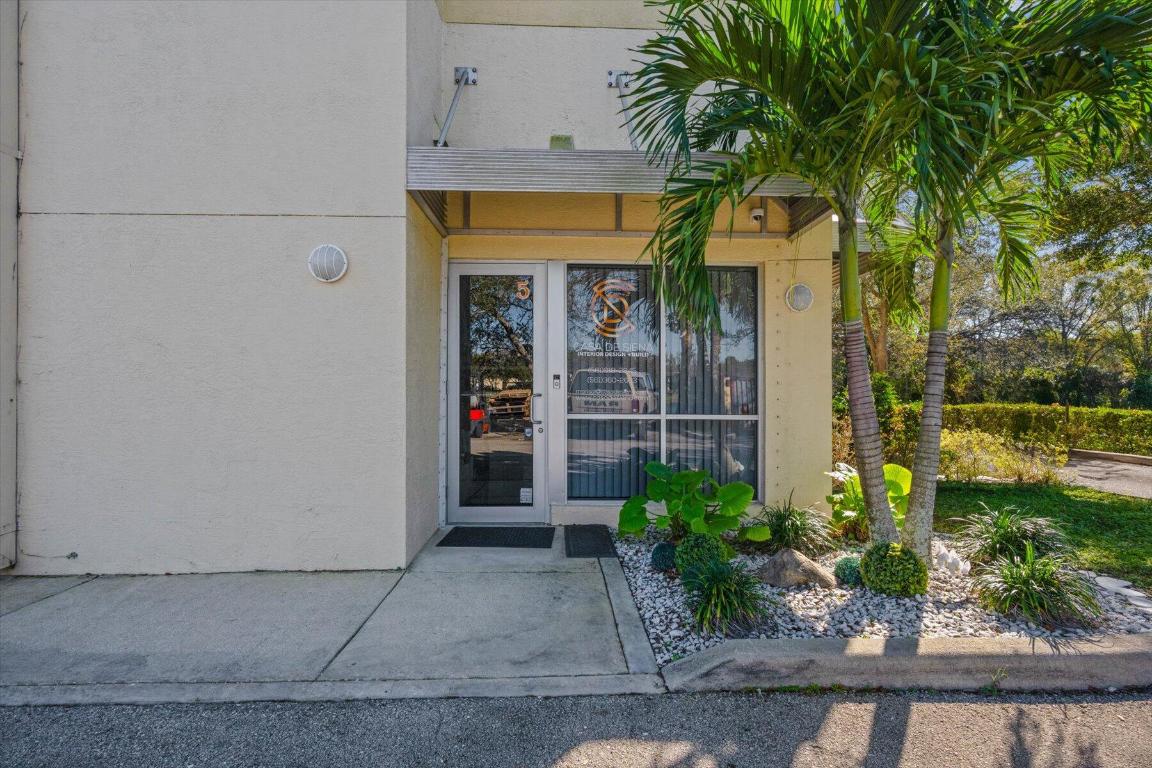 3101 Fairlane Farms Road 5