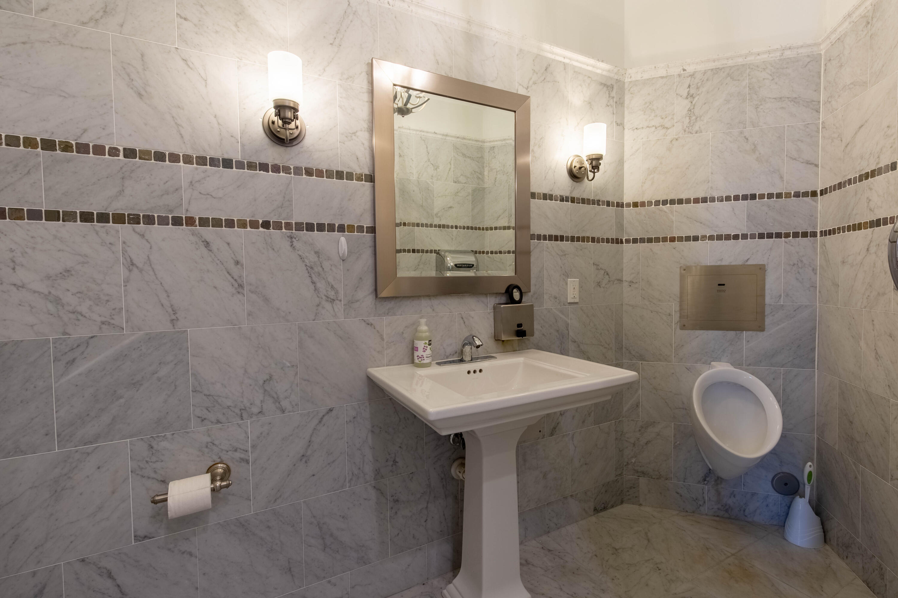 3410 Olde Hampton Drive