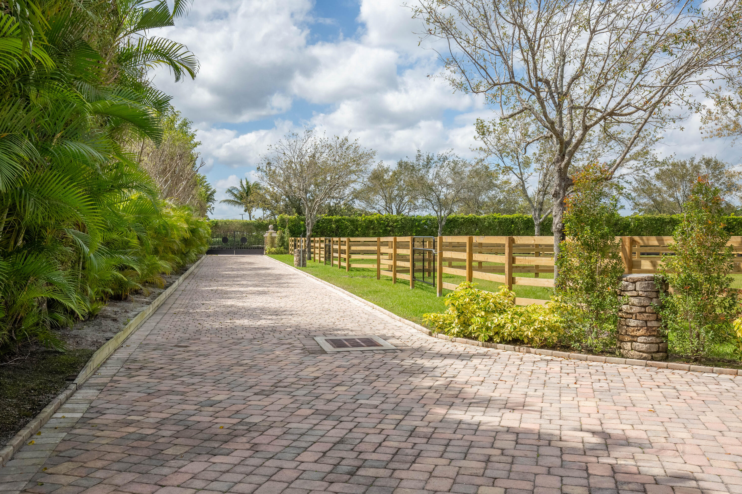 3410 Olde Hampton Drive