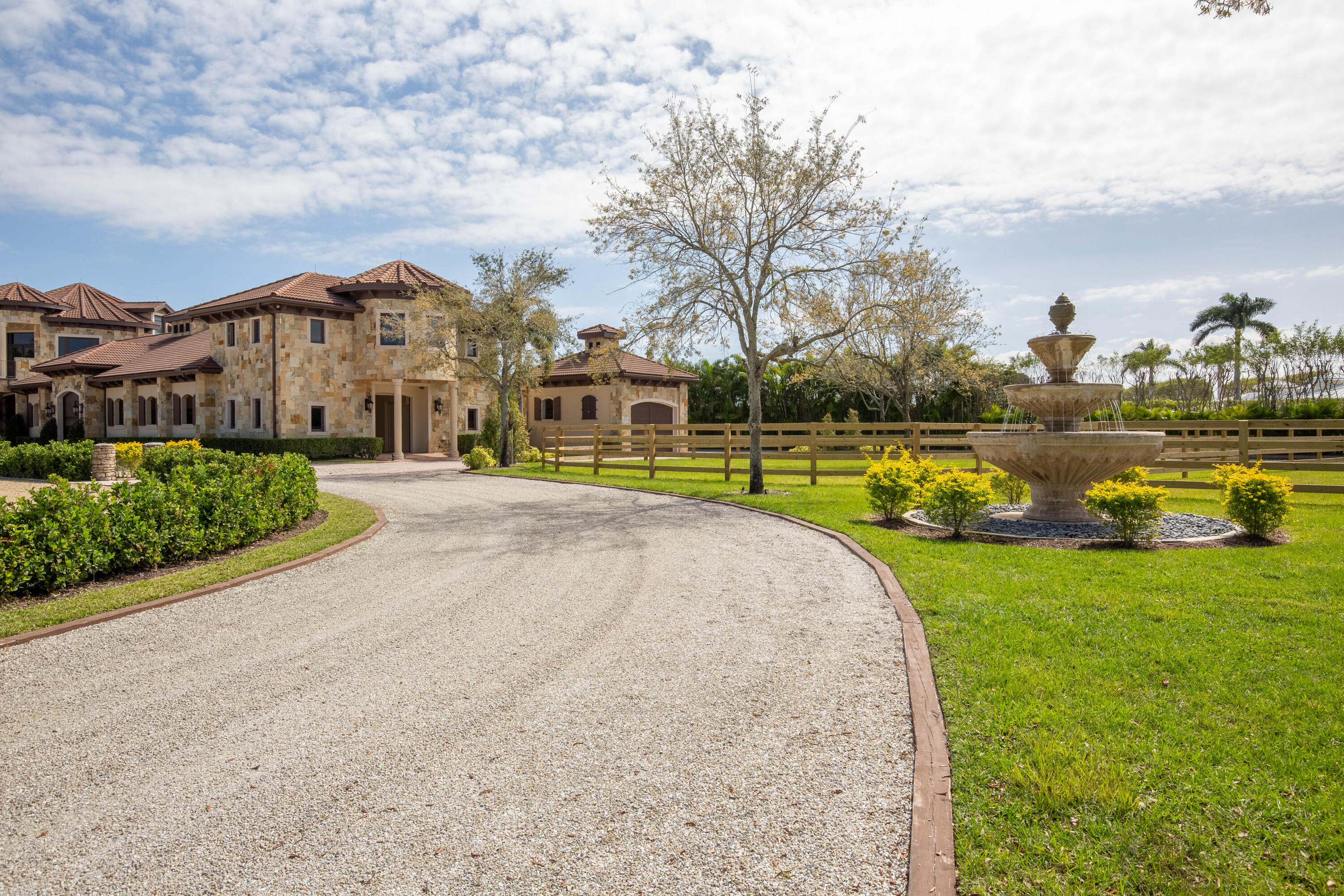 3410 Olde Hampton Drive