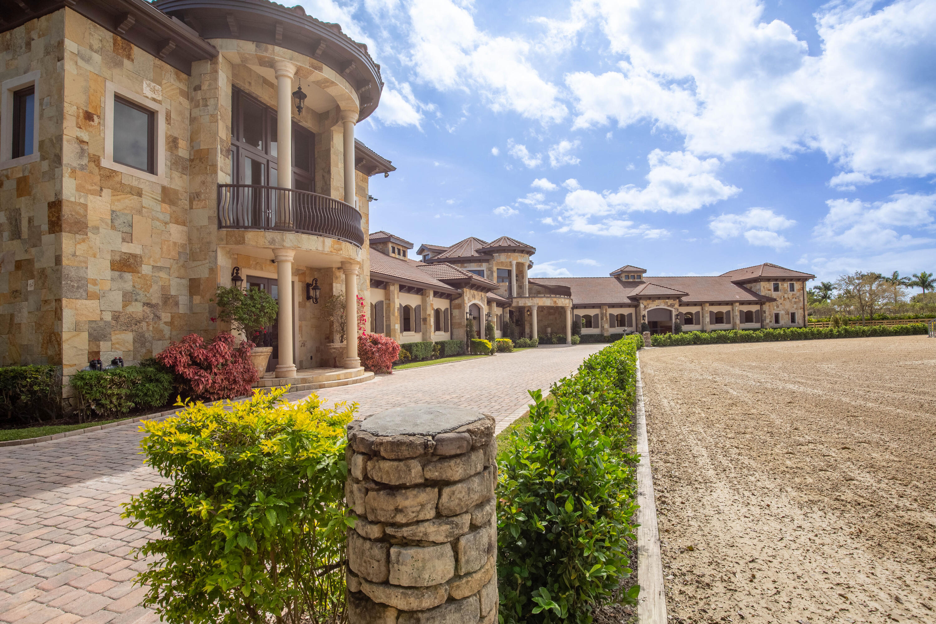 3410 Olde Hampton Drive