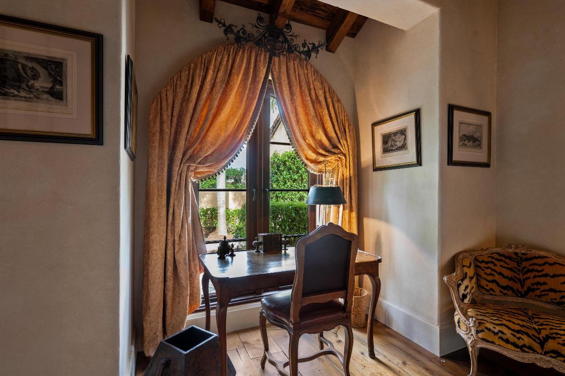 11932 Longwood Green Drive