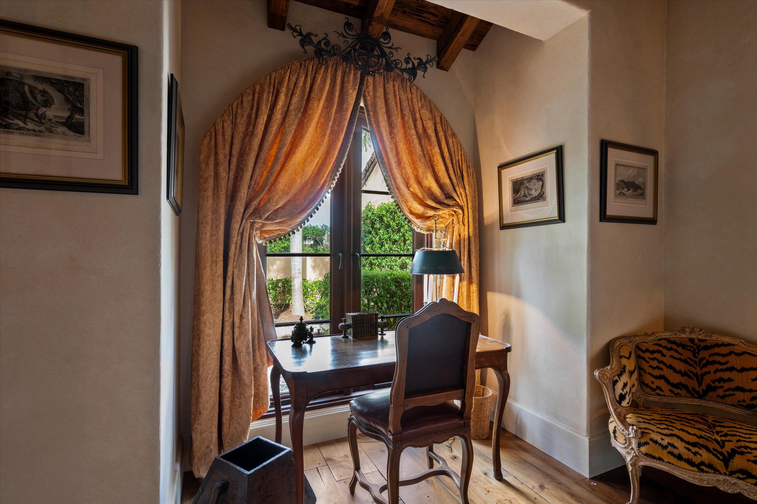 11932 Longwood Green Drive