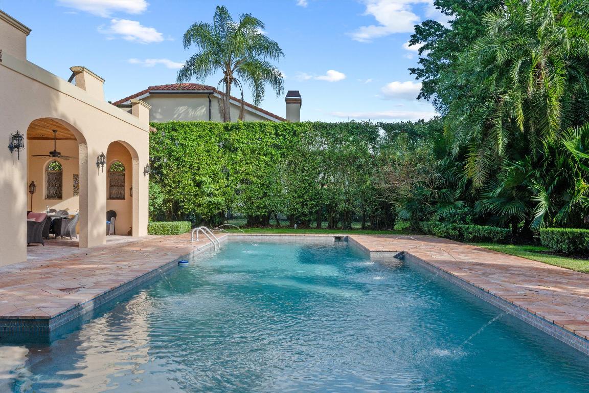 11932 Longwood Green Drive