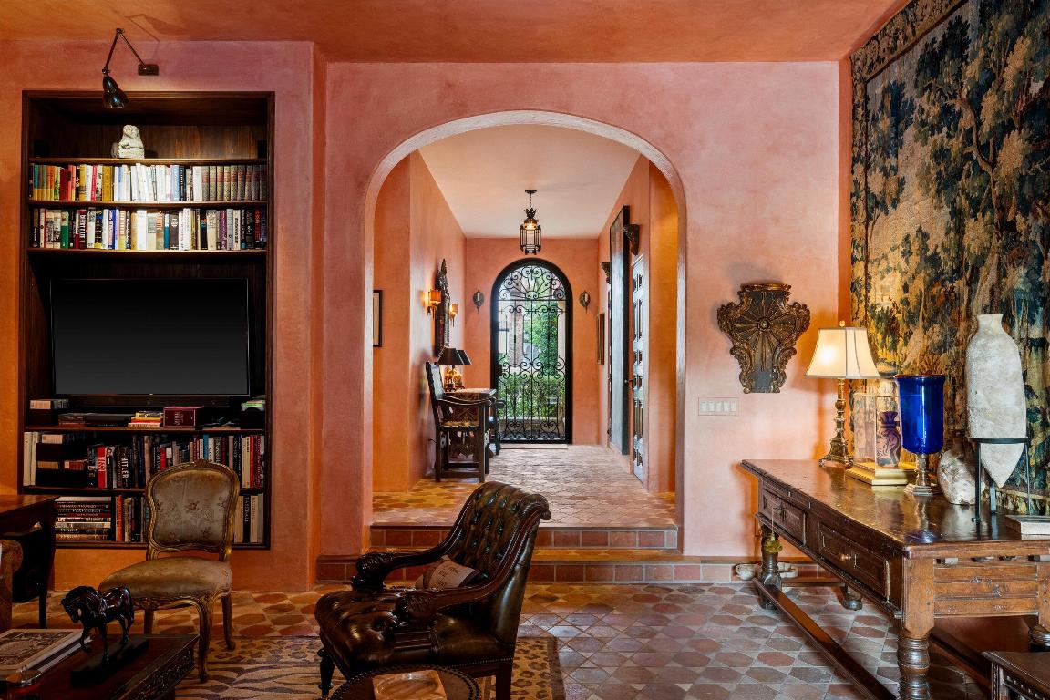 11932 Longwood Green Drive