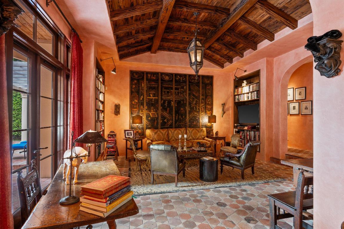 11932 Longwood Green Drive