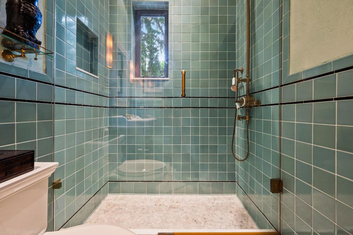 11932 Longwood Green Drive