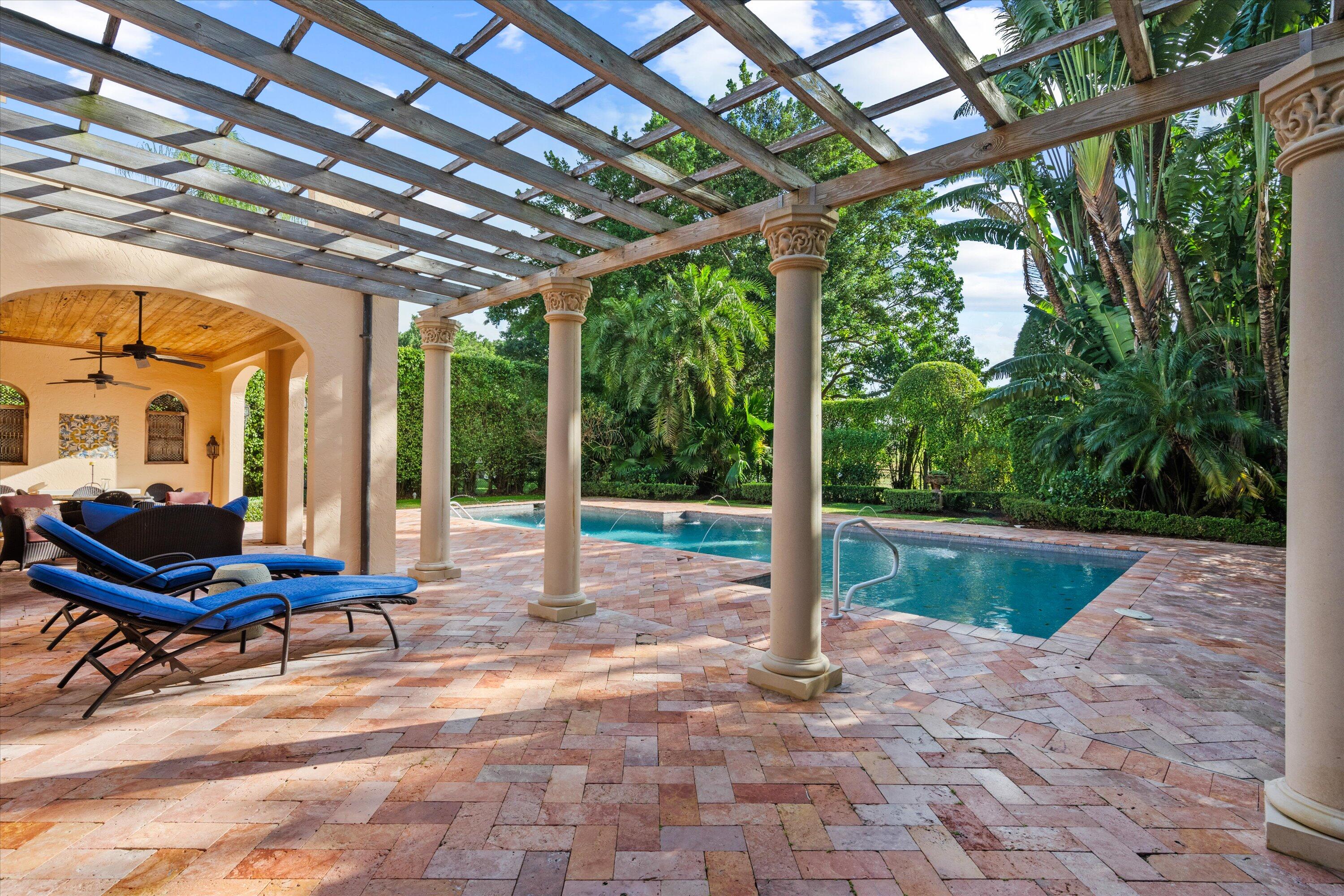 11932 Longwood Green Drive