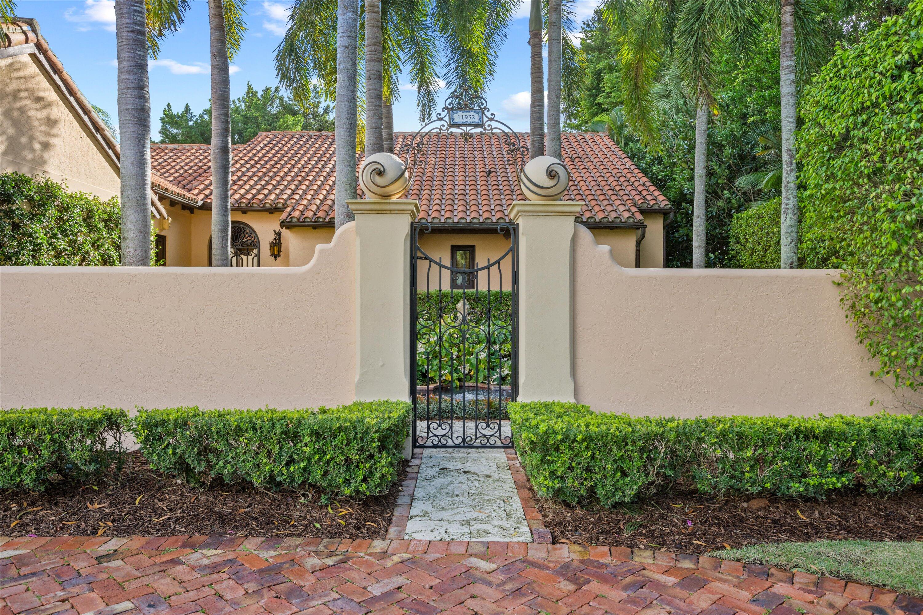 11932 Longwood Green Drive