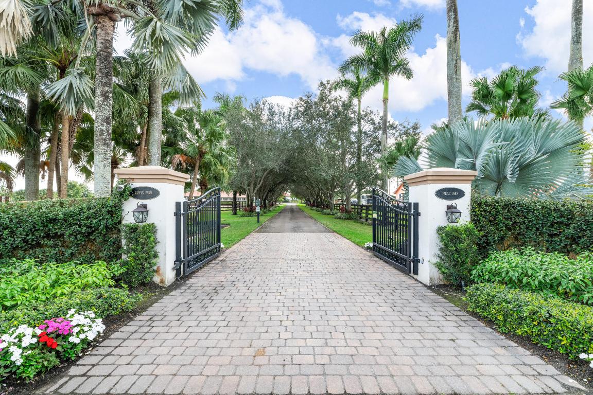 14750 Palm Beach Point Boulevard