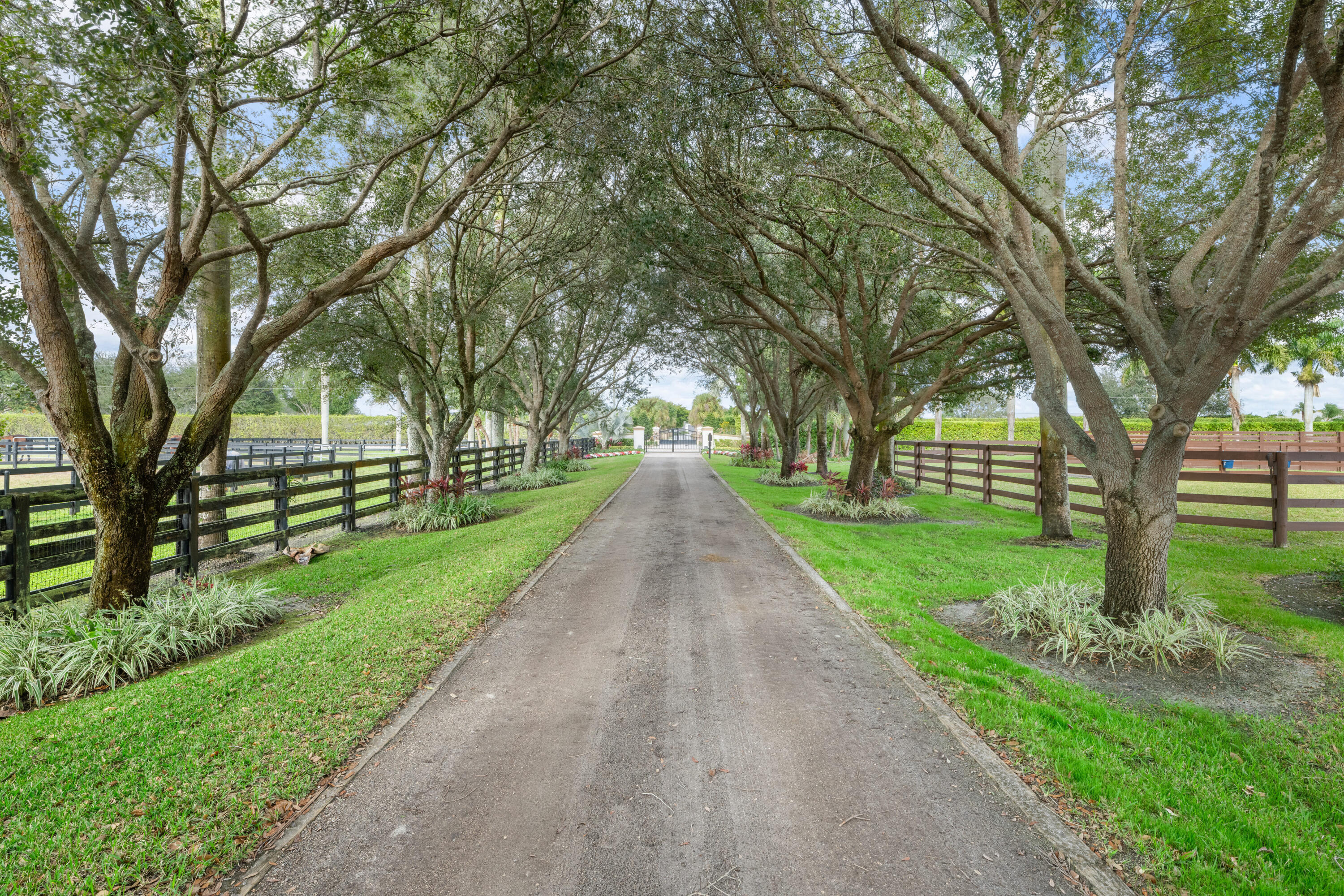 14750 Palm Beach Point Boulevard