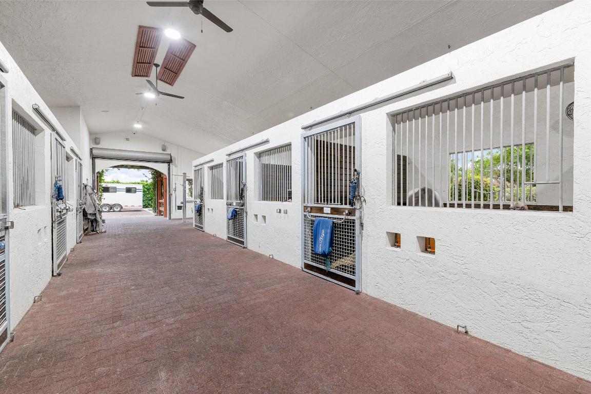 14750 Palm Beach Point Boulevard