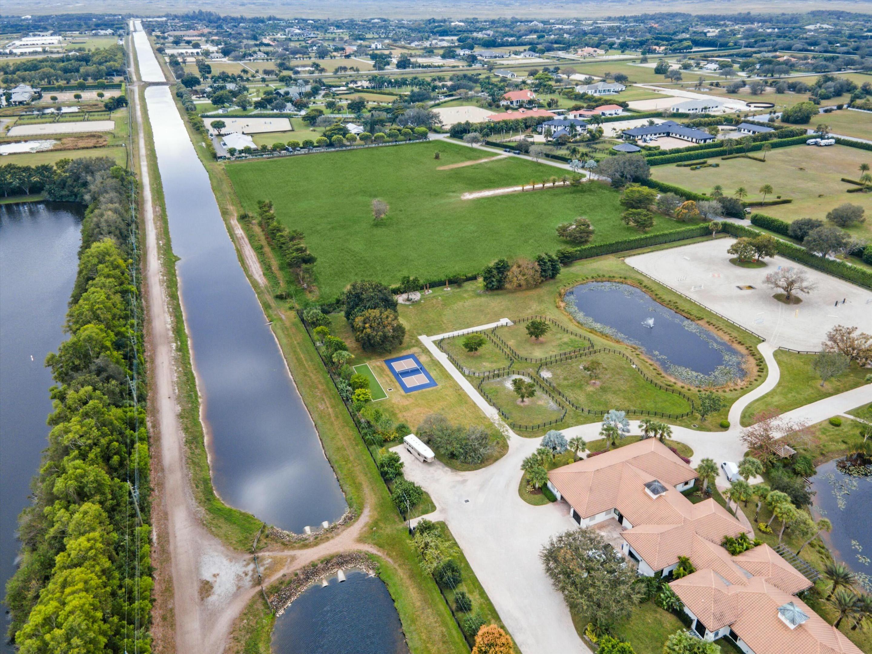 15194& 228 Sunnyland Lane