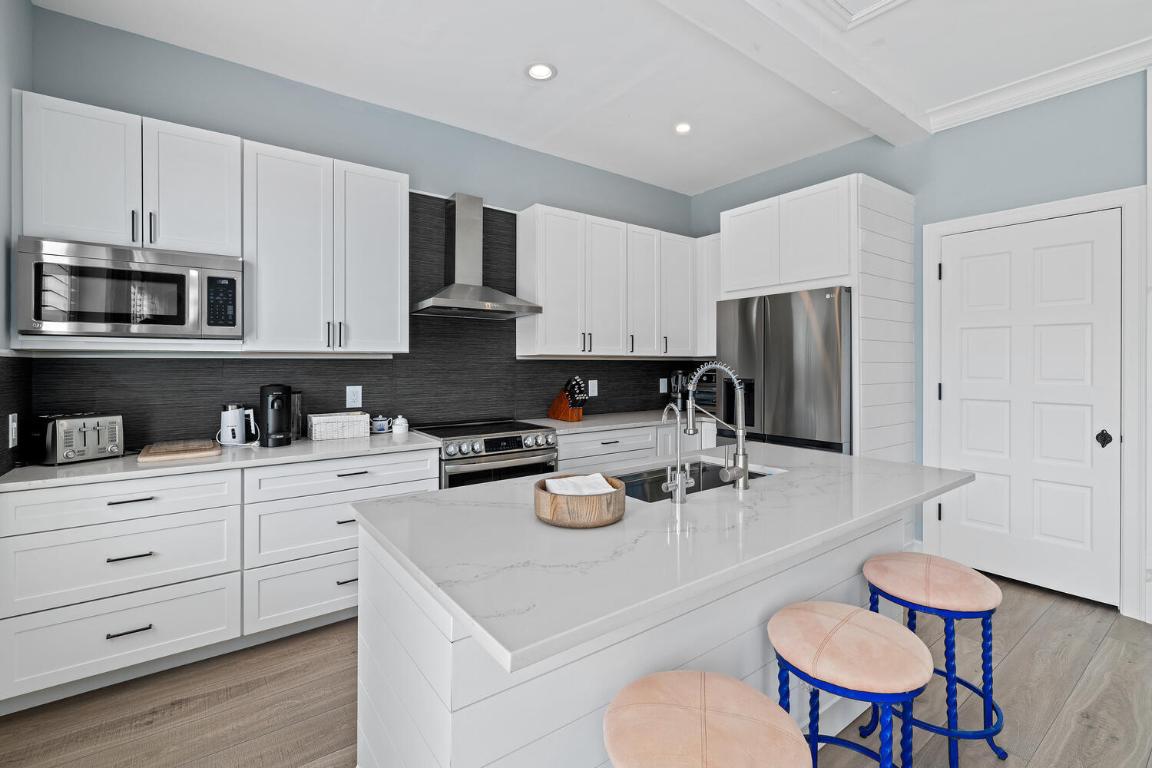 2600 Fairway Island Drive