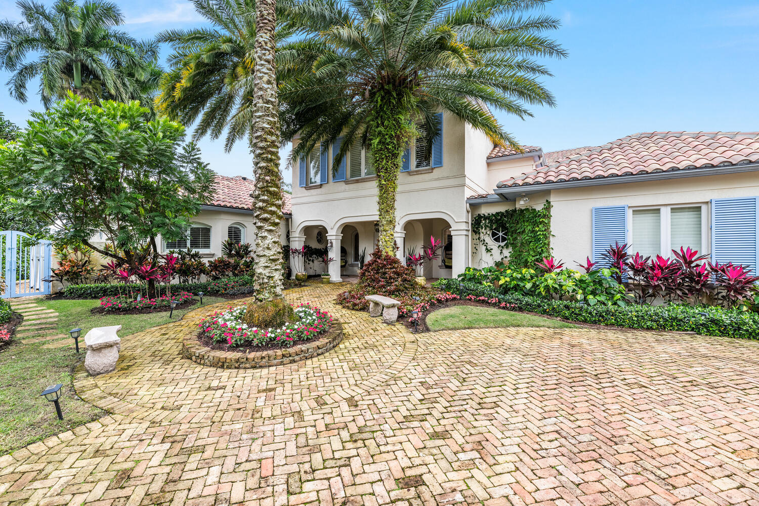 2600 Fairway Island Drive