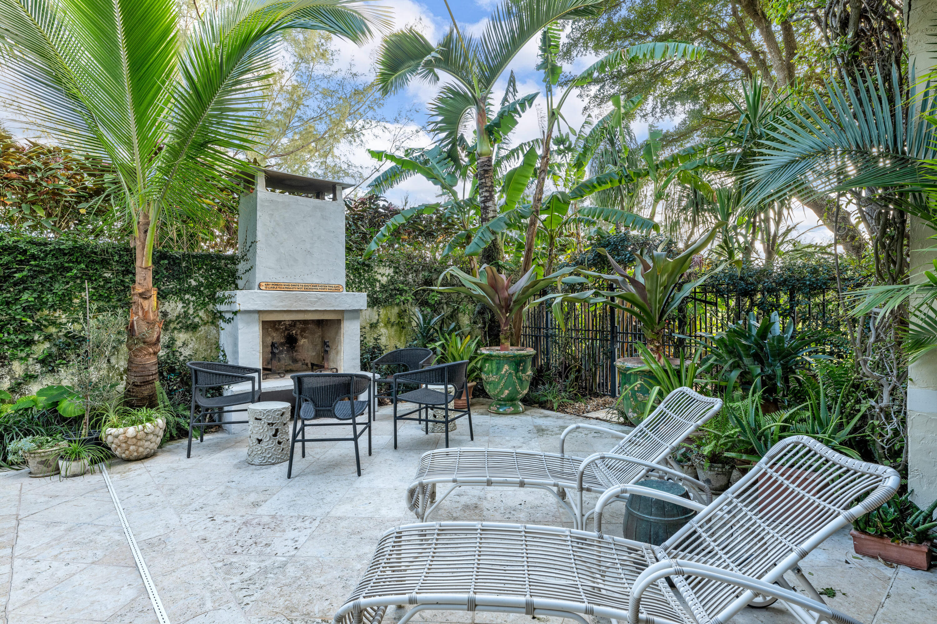 11853 Pebblewood Drive