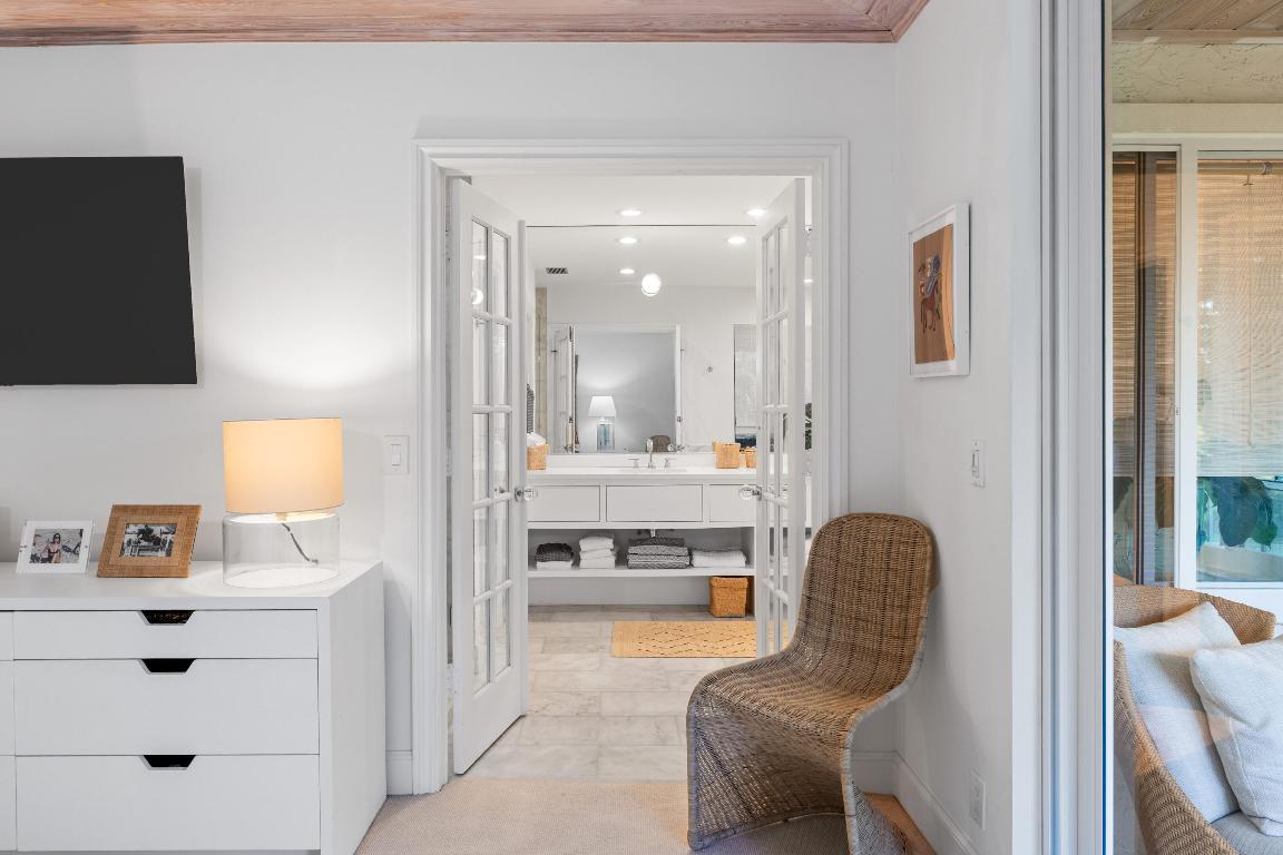 11853 Pebblewood Drive