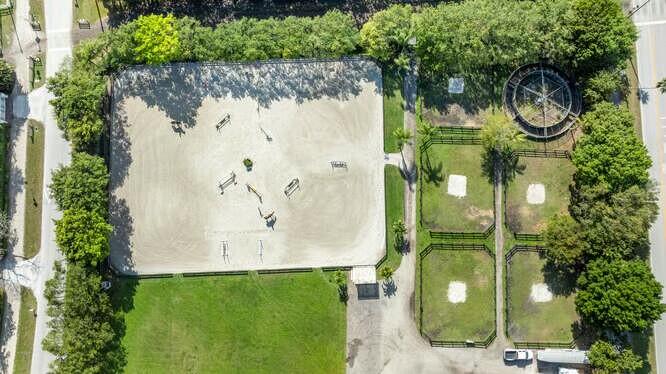 14471 Equestrian Way