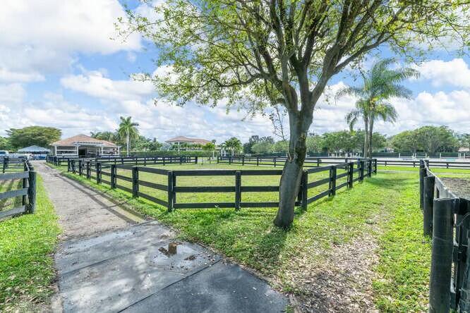 14471 Equestrian Way