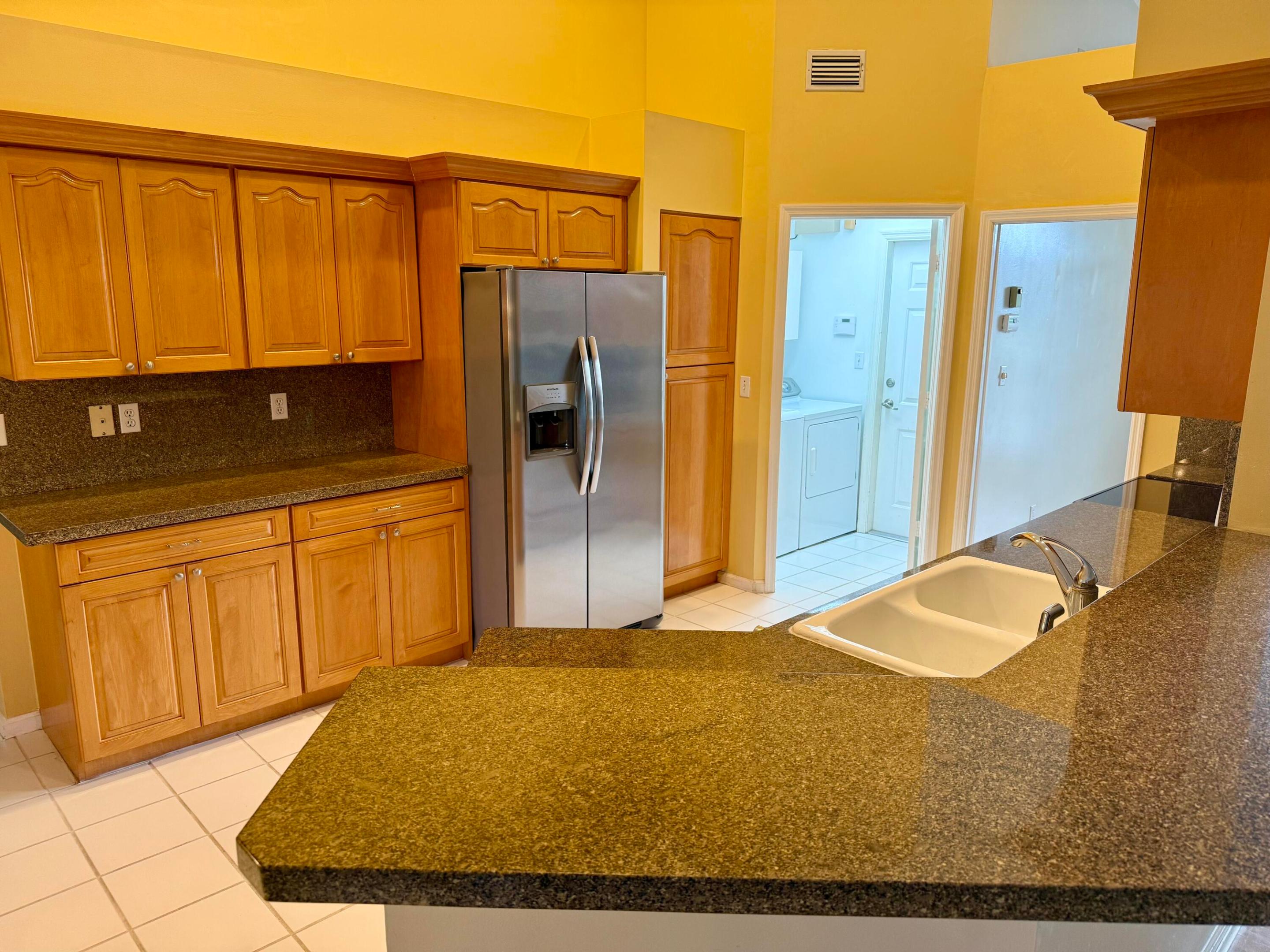 1069 Sweet Briar Place