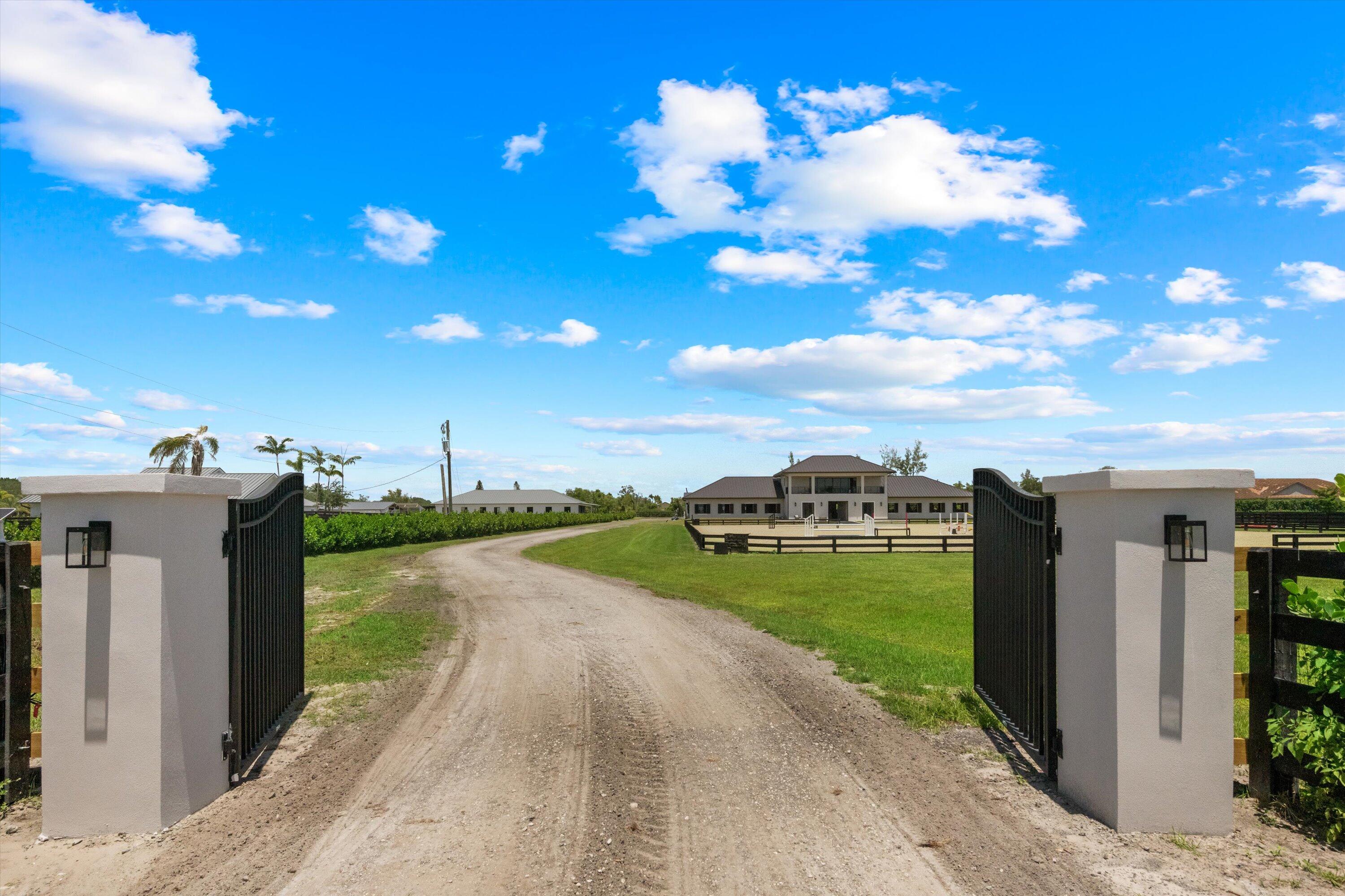 16175 Deer Path Lane Season