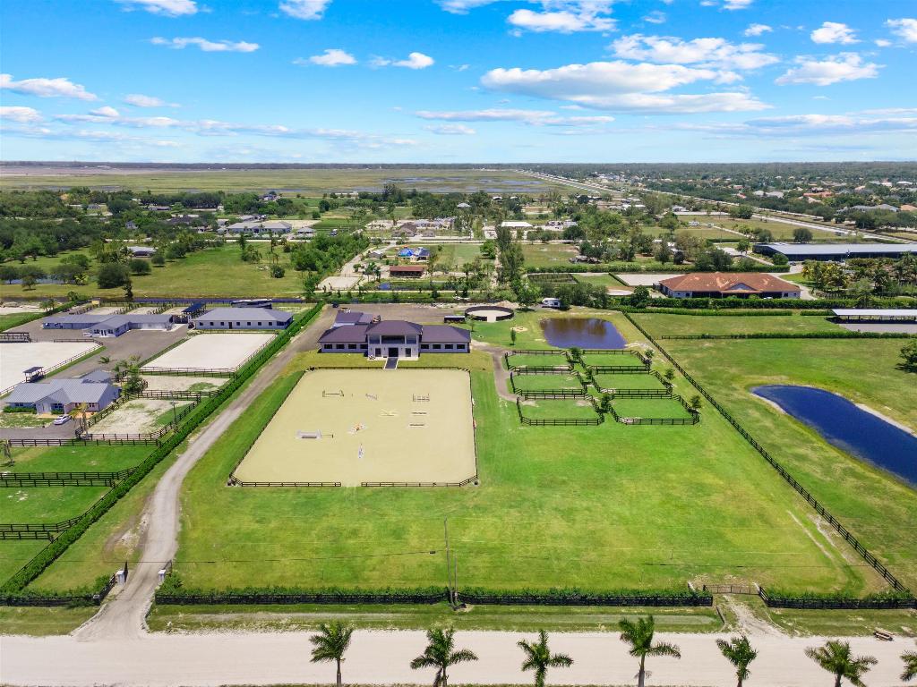 16175 Deer Path Lane Season