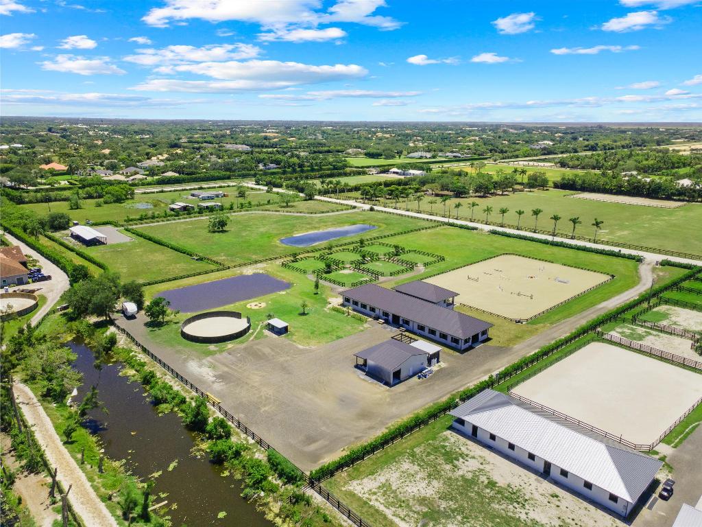 16175 Deer Path Lane Season