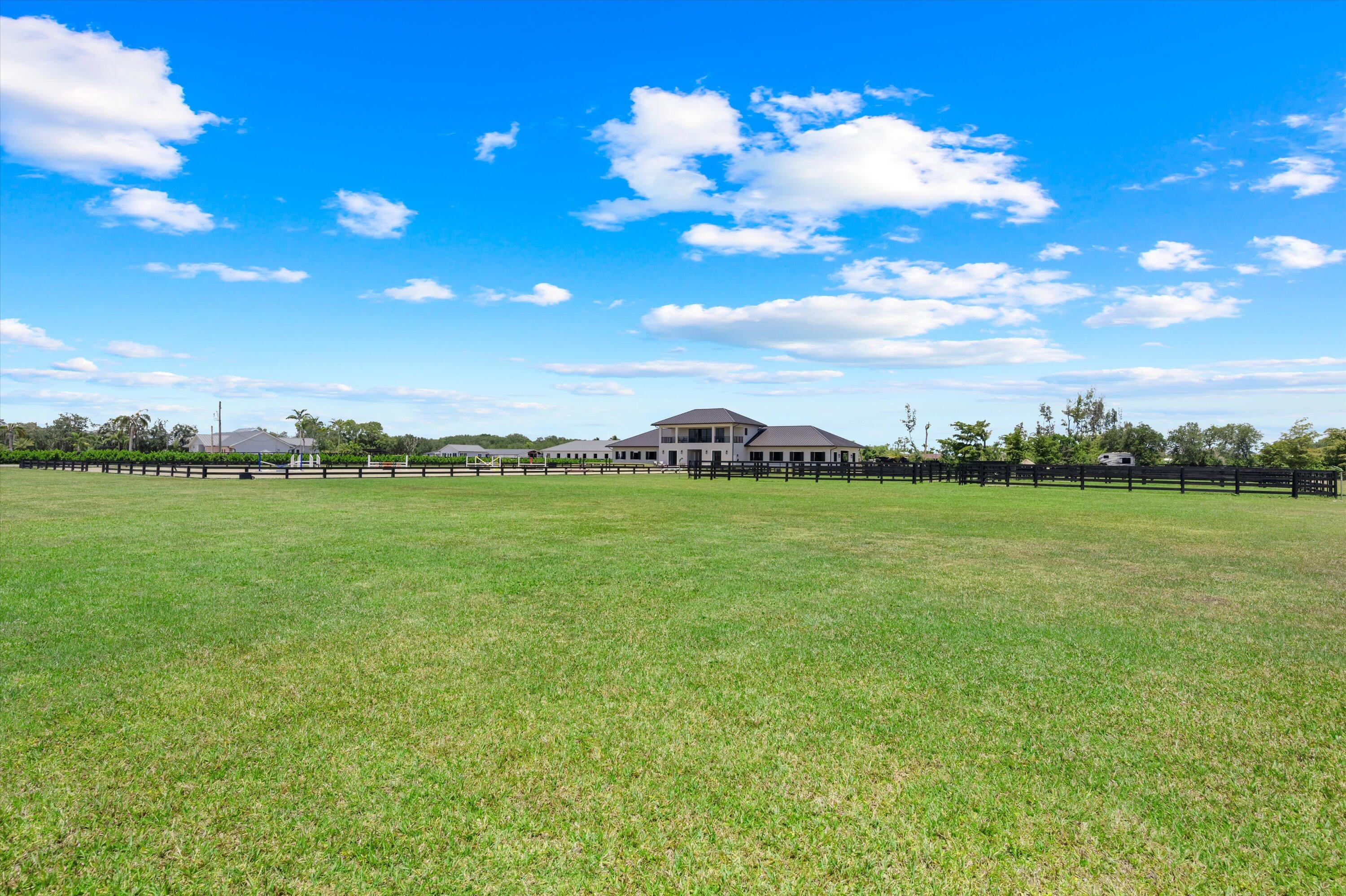 16175 Deer Path Lane Season