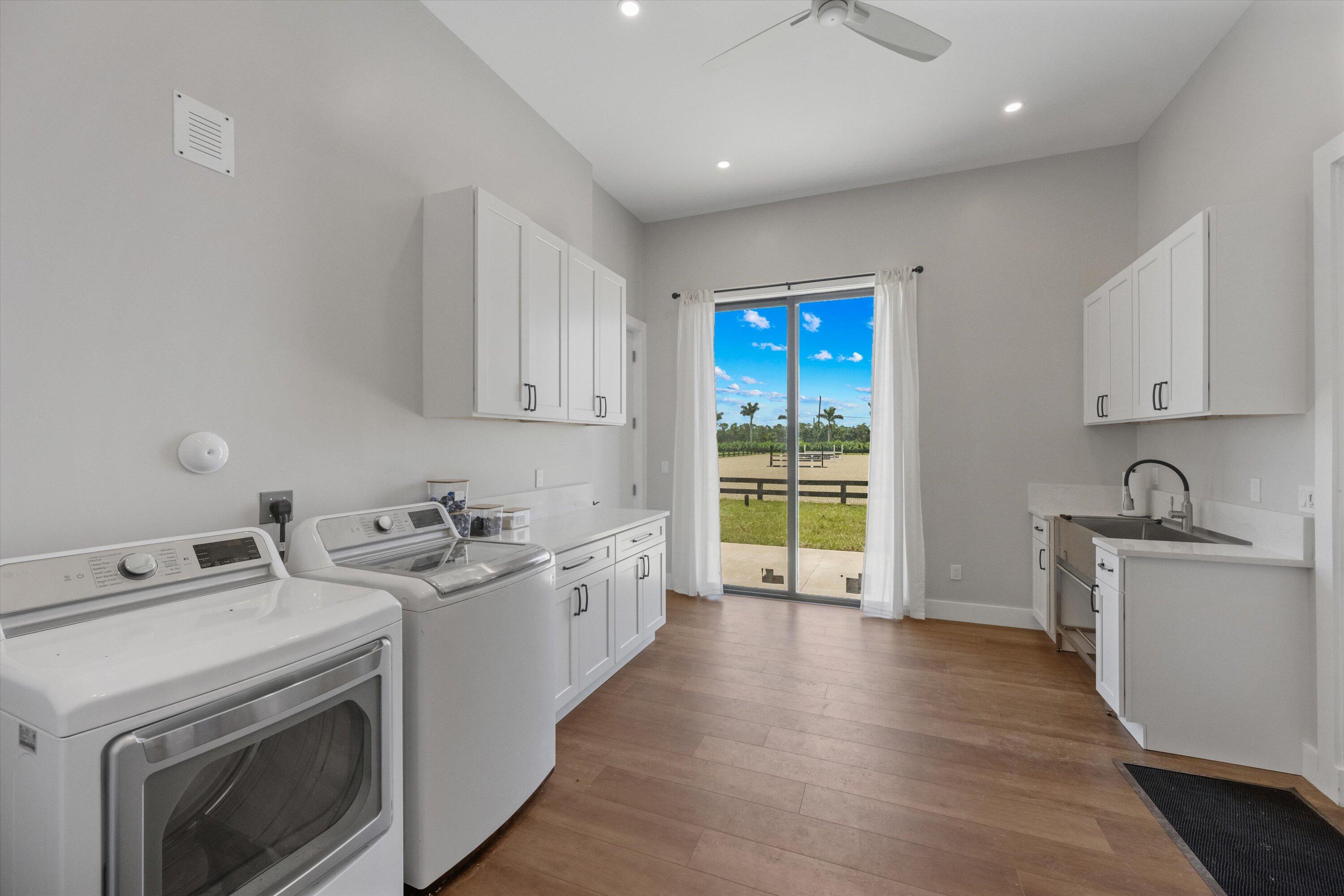 16175 Deer Path Lane Season