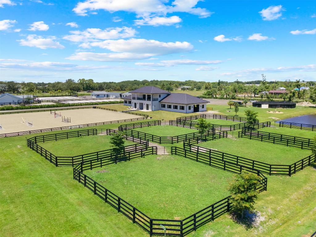 16175 Deer Path Lane Season