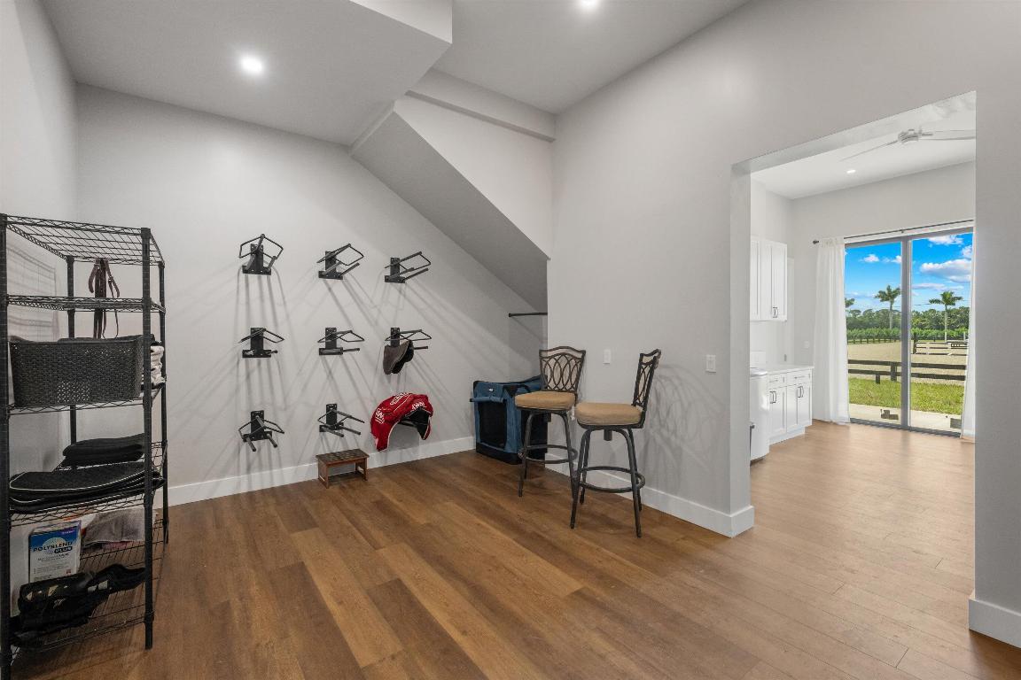 16175 Deer Path Lane Season