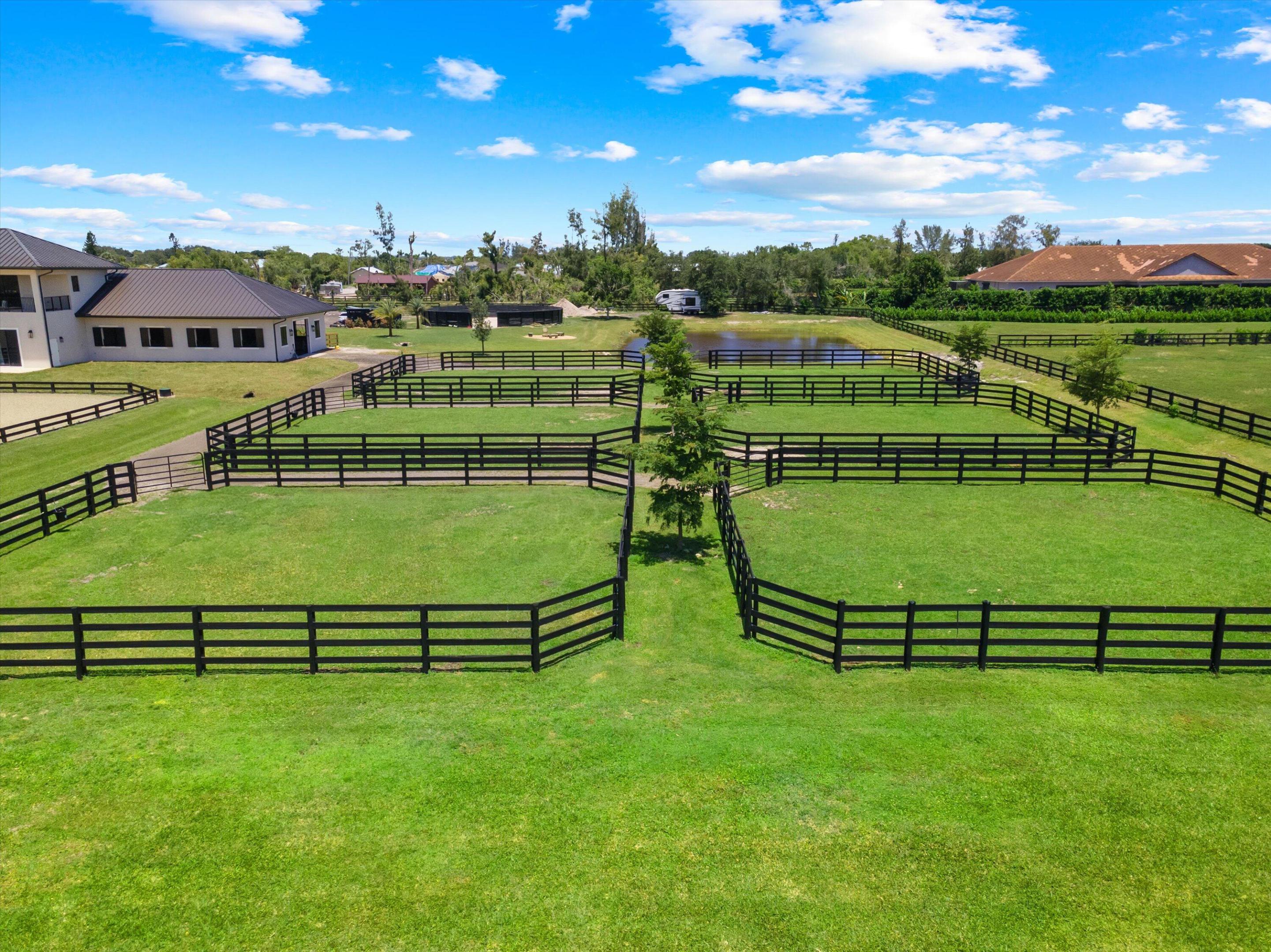 16175 Deer Path Lane Season