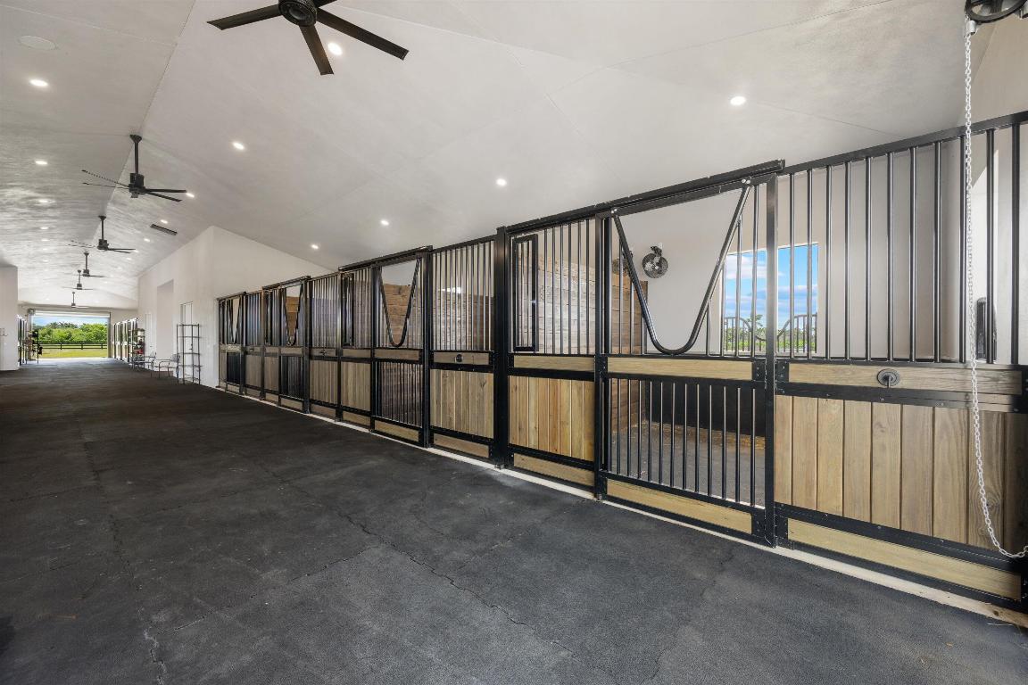 16175 Deer Path Lane Season