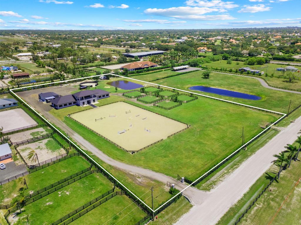 16175 Deer Path Lane Season