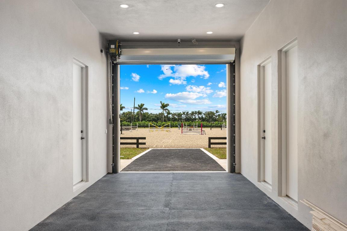 16175 Deer Path Lane Season