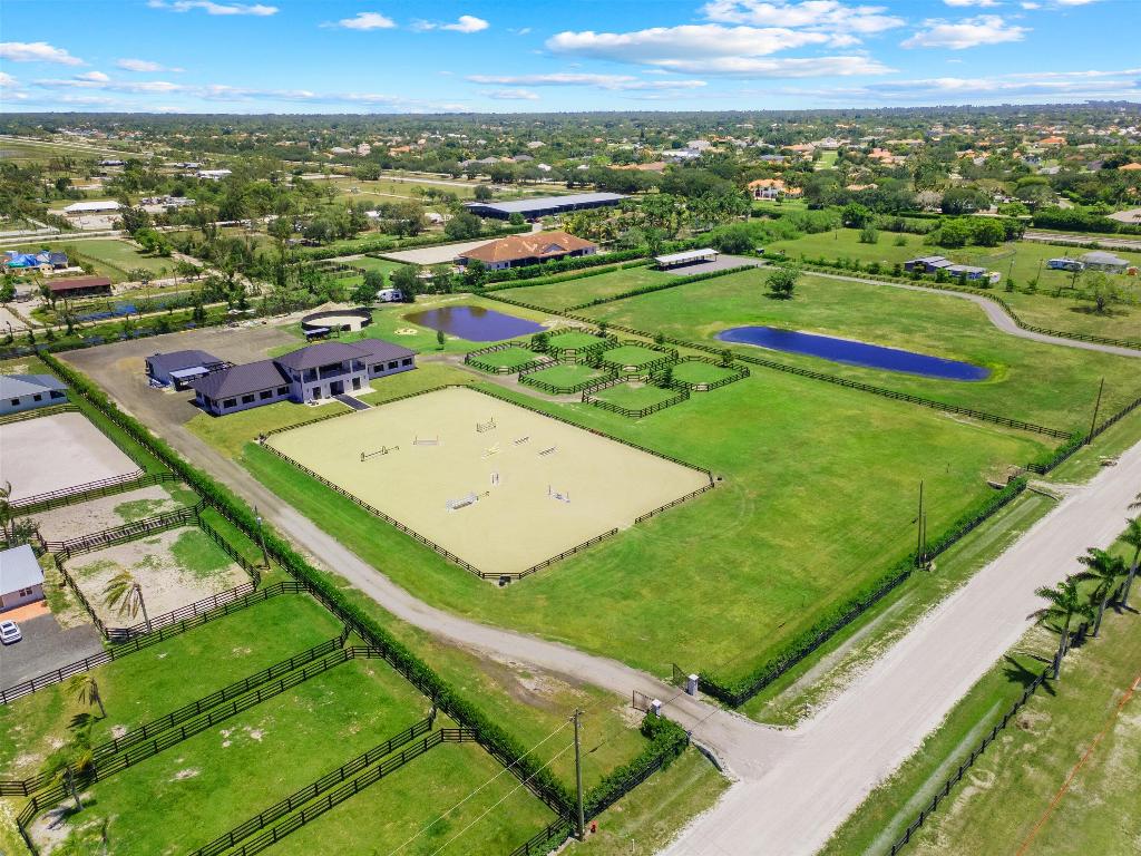 16175 Deer Path Lane Season