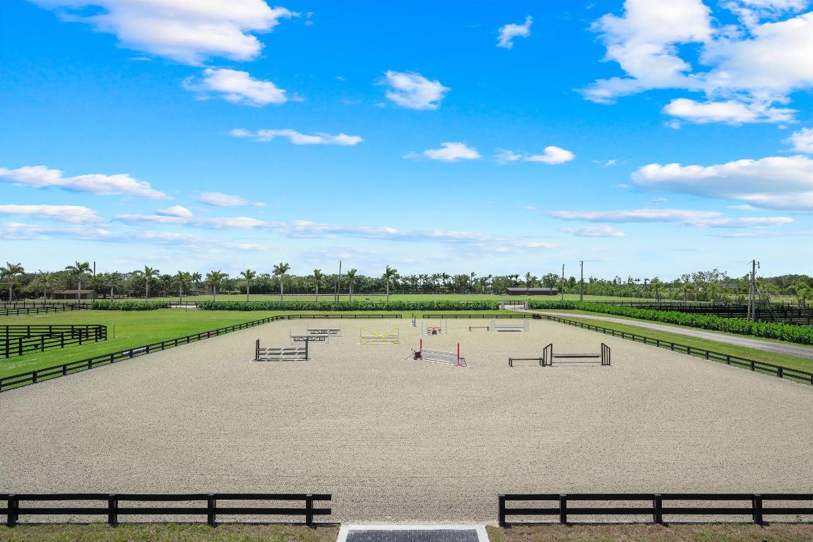 16175 Deer Path Lane Season