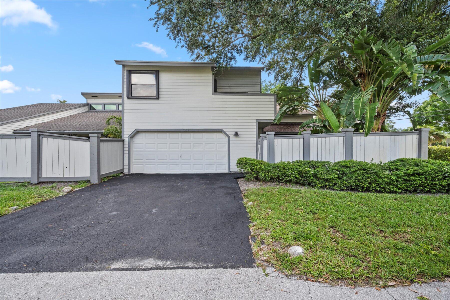 13399 Bedford Mews Court