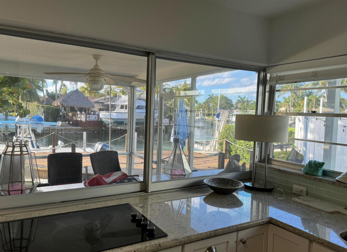 954 Marlin Circle