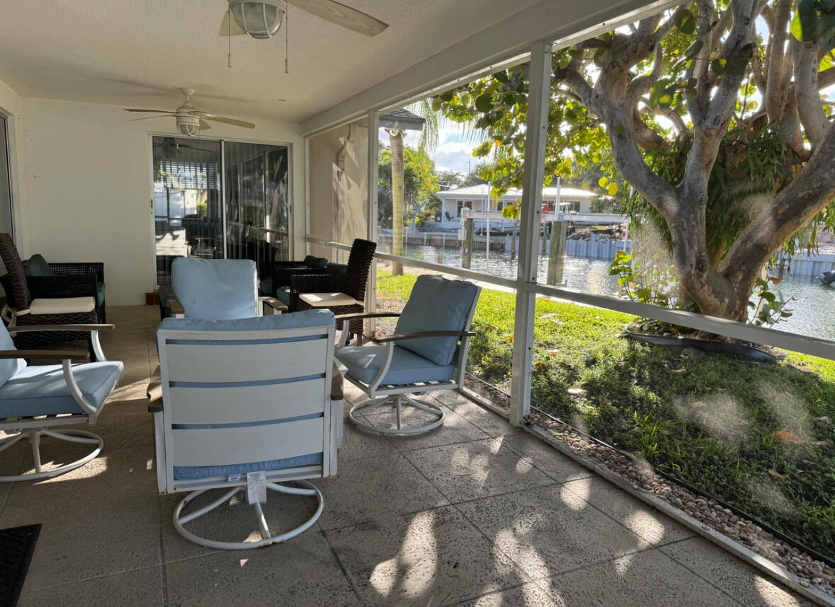 954 Marlin Circle