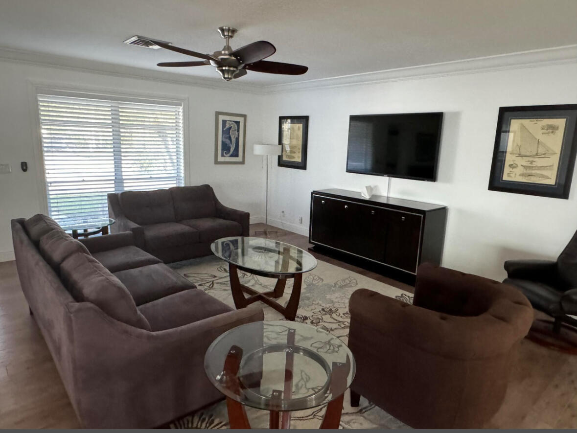 954 Marlin Circle