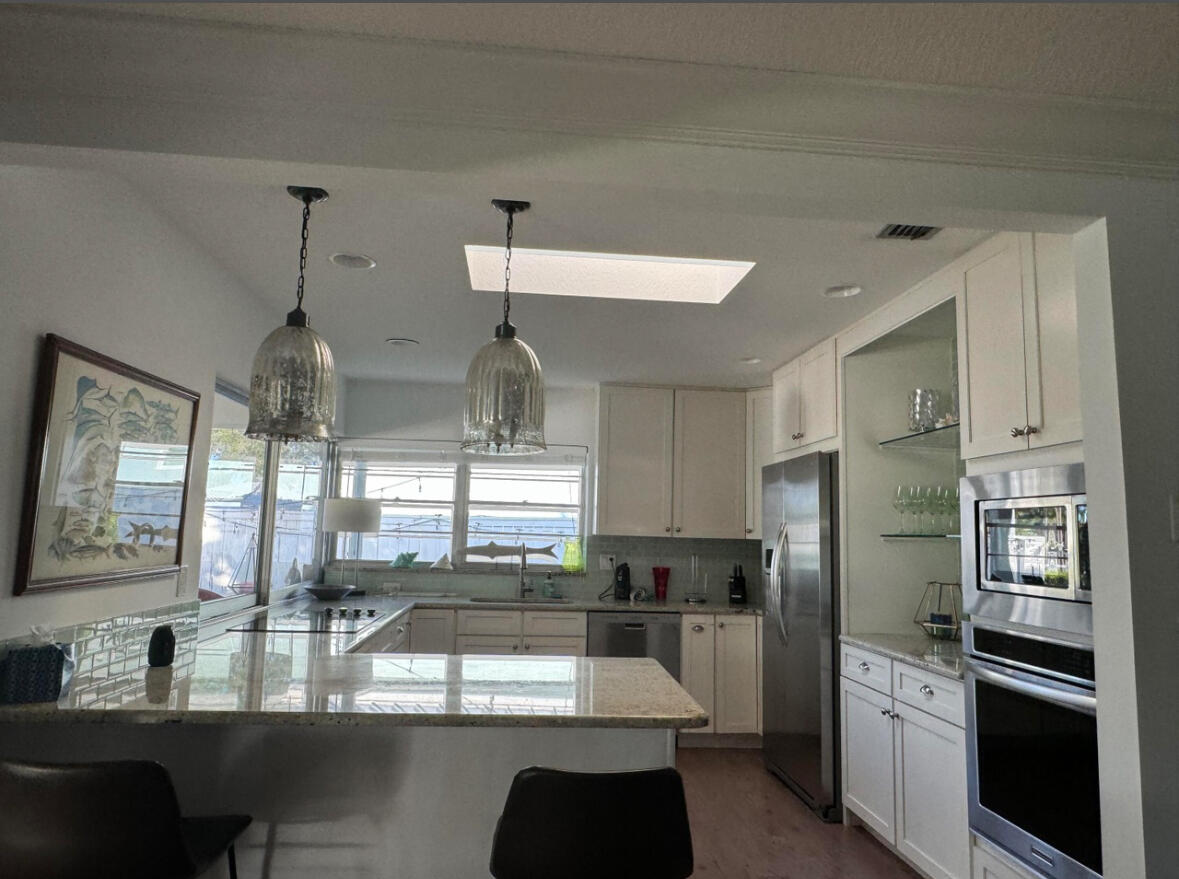 954 Marlin Circle